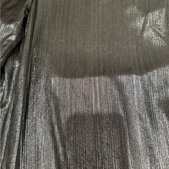 Lulu’s Metallic Wide-Leg Pants - Picture 3 of 5